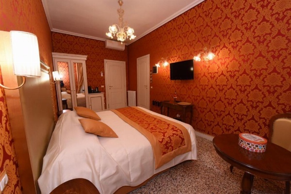 40.17 SAN MARCO image 21