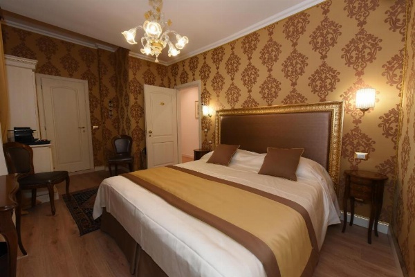 40.17 SAN MARCO image 22